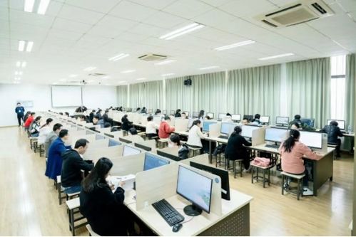 狠抓課程設(shè)計(jì)與培養(yǎng)質(zhì)量，全面煥新計(jì)算機(jī)審計(jì)中級培訓(xùn)老品牌